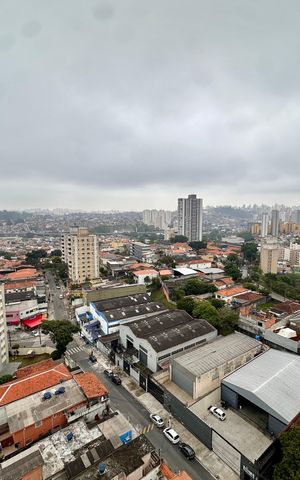 Apartamento à venda com 48m², 2 quartos e 1 vaga Apartamento à venda com 48m², 2 quartos e 1 vagaVaranda 2
