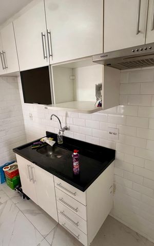 Apartamento à venda com 48m², 2 quartos e 1 vaga Apartamento à venda com 48m², 2 quartos e 1 vagaCozinha
