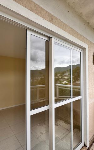 Casa de condomínio para alugar com 650m², 5 quartos e 2 vagas Casa de condomínio para alugar com 650m², 5 quartos e 2 vagasVaranda Suíte 1
