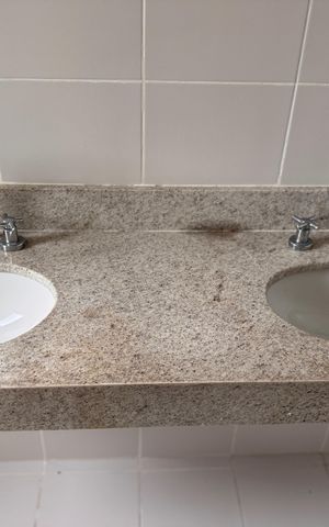 Casa de condomínio para alugar com 650m², 5 quartos e 2 vagas Casa de condomínio para alugar com 650m², 5 quartos e 2 vagasBanheiro Suíte 1