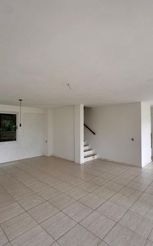 Casa de condomínio para alugar com 650m², 5 quartos e 2 vagas Casa de condomínio para alugar com 650m², 5 quartos e 2 vagasSala