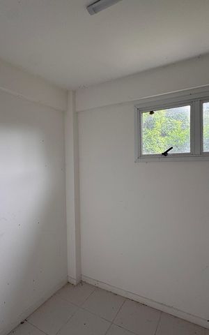 Casa de condomínio para alugar com 650m², 5 quartos e 2 vagas Casa de condomínio para alugar com 650m², 5 quartos e 2 vagasQuarto de Serviço