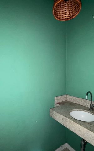 Casa de condomínio para alugar com 650m², 5 quartos e 2 vagas Casa de condomínio para alugar com 650m², 5 quartos e 2 vagasLavabo