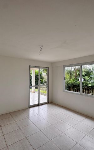 Casa de condomínio para alugar com 650m², 5 quartos e 2 vagas Casa de condomínio para alugar com 650m², 5 quartos e 2 vagasSala