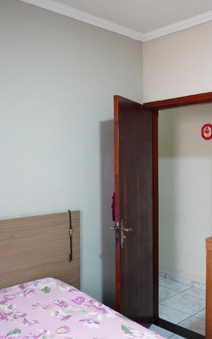 Casa à venda com 184m², 3 quartos e 2 vagasQuarto 1