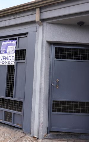Casa à venda com 184m², 3 quartos e 2 vagasFachada placa PXZV - 1434