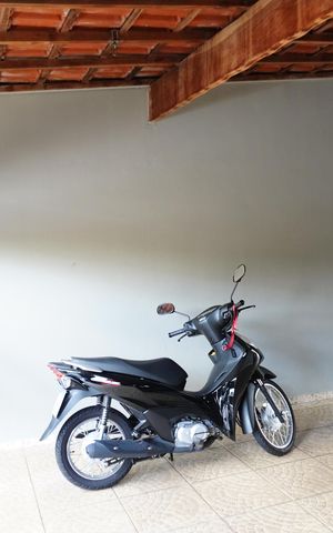Casa à venda com 184m², 3 quartos e 2 vagasGaragem