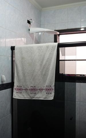Casa à venda com 184m², 3 quartos e 2 vagasBanheiro