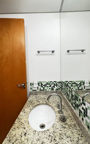 Apartamento para alugar com 50m², 1 quarto e 2 vagas Apartamento para alugar com 50m², 1 quarto e 2 vagasBanheiro da Suíte