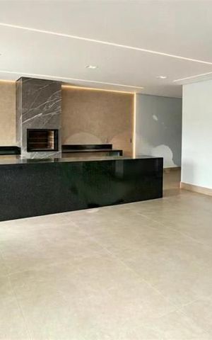 Casa de condomínio à venda com 457m², 4 quartos e 4 vagas