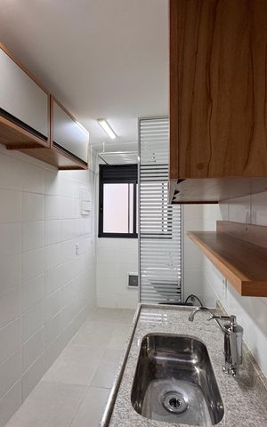 Apartamento para alugar com 55m², 2 quartos e 1 vaga Apartamento para alugar com 55m², 2 quartos e 1 vagaCozinha e Área de Serviço