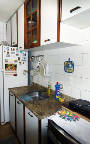 Apartamento à venda com 55m², 2 quartos e 1 vagaCozinha