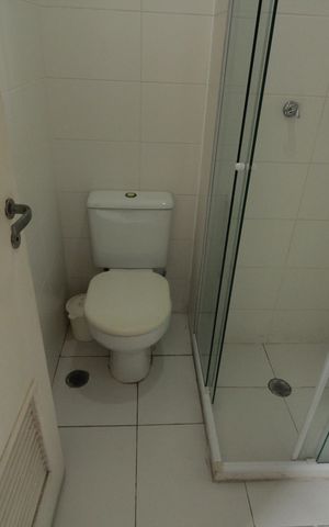 Apartamento para alugar com 134m², 4 quartos e 2 vagasBanheiro de serviço