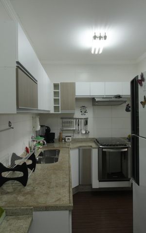 Apartamento para alugar com 134m², 4 quartos e 2 vagasCozinha e Área de Serviço