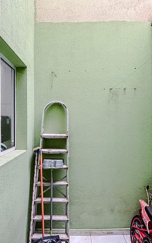 Casa de condomínio à venda com 68m², 3 quartos e 1 vagaÁrea de Serviço