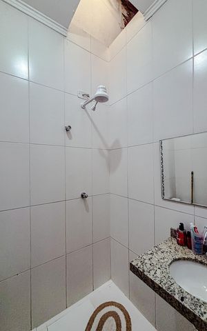 Casa de condomínio à venda com 68m², 3 quartos e 1 vagaBanheiro
