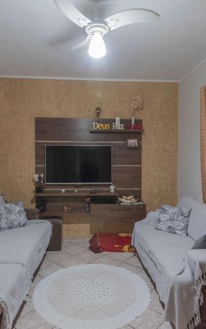 Casa para alugar com 182m², 3 quartos e 3 vagas Casa para alugar com 182m², 3 quartos e 3 vagasSala
