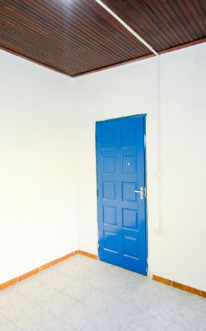 Casa para alugar com 100m², 3 quartos e 2 vagasQuarto