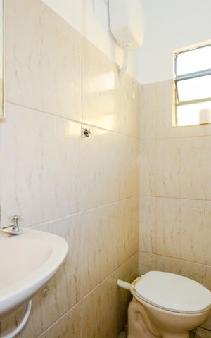 Casa para alugar com 100m², 3 quartos e 2 vagasBanheiro