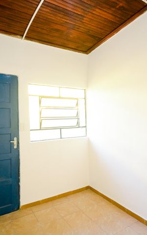 Casa para alugar com 100m², 3 quartos e 2 vagasSala