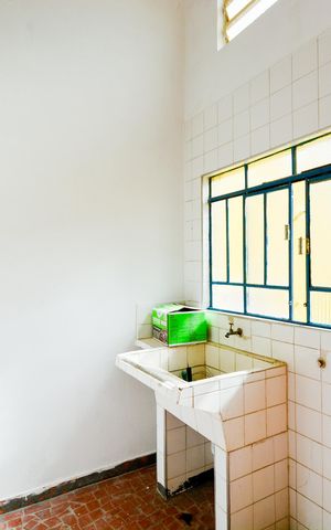 Casa para alugar com 40m², 1 quarto e 1 vagaÁrea de Serviço