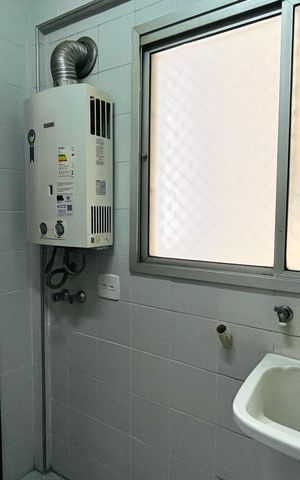 Apartamento à venda com 75m², 3 quartos e 2 vagas Apartamento à venda com 75m², 3 quartos e 2 vagasÁrea de serviço