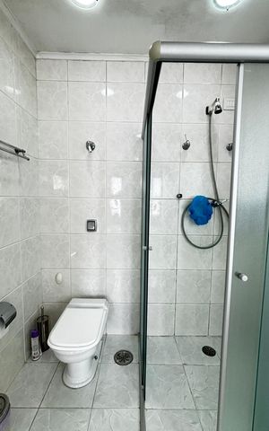 Apartamento à venda com 190m², 4 quartos e 3 vagas Apartamento à venda com 190m², 4 quartos e 3 vagasBanheiro da Suíte