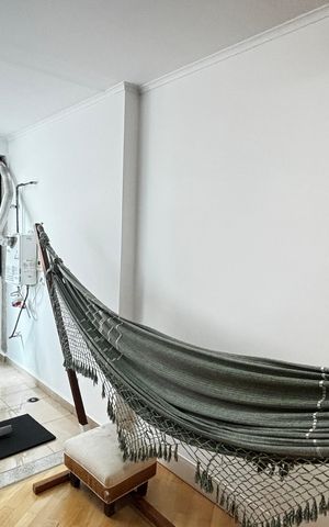 Apartamento à venda com 190m², 4 quartos e 3 vagas Apartamento à venda com 190m², 4 quartos e 3 vagasQuarto 3 - Escritorio