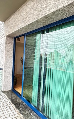 Apartamento à venda com 190m², 4 quartos e 3 vagas Apartamento à venda com 190m², 4 quartos e 3 vagasSala - Sala de Jantar Varanda