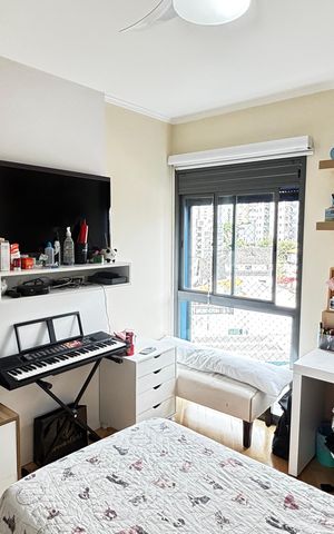 Apartamento à venda com 190m², 4 quartos e 3 vagas Apartamento à venda com 190m², 4 quartos e 3 vagasQuarto 1