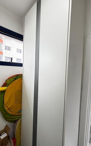 Apartamento à venda com 190m², 4 quartos e 3 vagas Apartamento à venda com 190m², 4 quartos e 3 vagasÁrea de Serviço - Banheiro