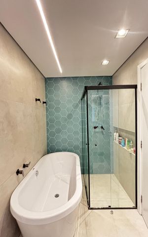 Apartamento à venda com 190m², 4 quartos e 3 vagas Apartamento à venda com 190m², 4 quartos e 3 vagasBanheiro