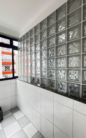 Apartamento à venda com 190m², 4 quartos e 3 vagas Apartamento à venda com 190m², 4 quartos e 3 vagasÁrea de Serviço - Espaço pet