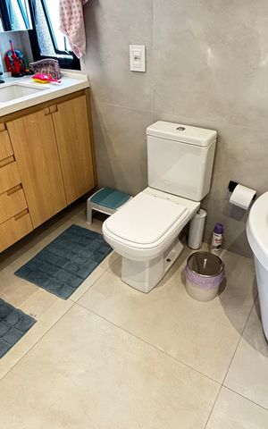 Apartamento à venda com 190m², 4 quartos e 3 vagas Apartamento à venda com 190m², 4 quartos e 3 vagasBanheiro