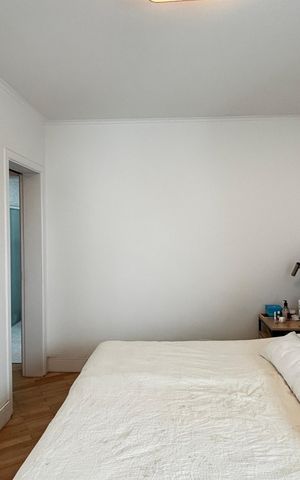 Apartamento à venda com 190m², 4 quartos e 3 vagas Apartamento à venda com 190m², 4 quartos e 3 vagasSuite