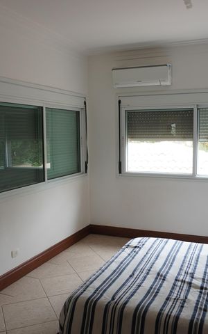 Casa de condomínio para alugar com 400m², 2 quartos e 4 vagasSuite3