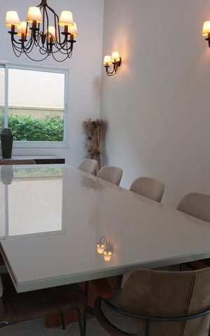 Casa de condomínio para alugar com 400m², 2 quartos e 4 vagasSala Jantar
