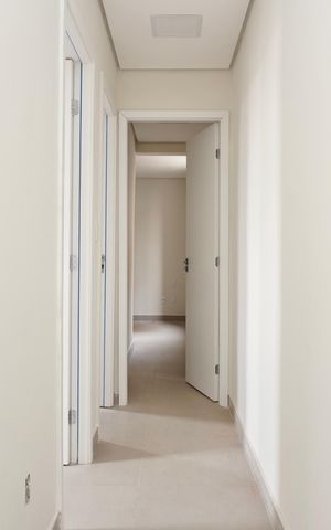 Apartamento à venda com 117m², 3 quartos e 3 vagas Apartamento à venda com 117m², 3 quartos e 3 vagasCorredor