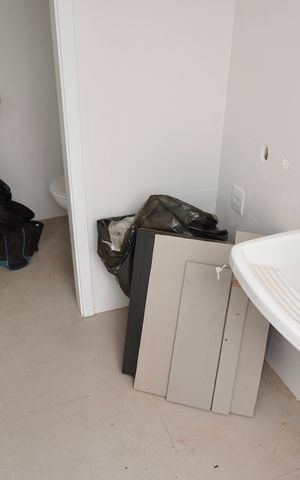 Apartamento à venda com 117m², 3 quartos e 3 vagas Apartamento à venda com 117m², 3 quartos e 3 vagasÁrea de Serviço