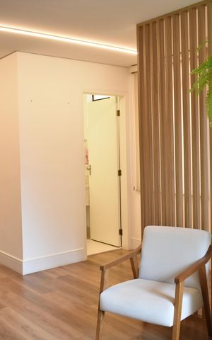 Casa à venda com 220m², 4 quartos e 4 vagasSALA