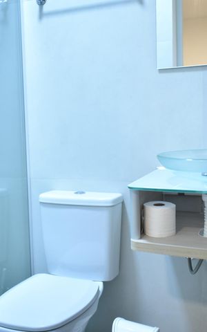 Casa à venda com 220m², 4 quartos e 4 vagasSUITE VISITAS