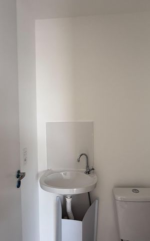 Apartamento para alugar com 37m², 2 quartos e sem vaga Apartamento para alugar com 37m², 2 quartos e sem vagaBanheiro