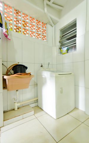 Casa à venda com 171m², 1 quarto e 2 vagasÁrea de Serviço