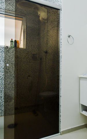 Casa à venda com 171m², 1 quarto e 2 vagasBanheiro 