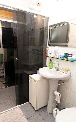 Apartamento à venda com 32m², 1 quarto e 1 vagaBANHEIRO