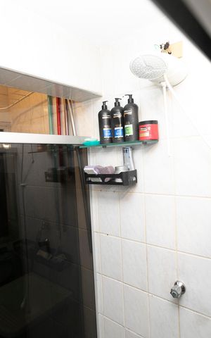 Apartamento à venda com 32m², 1 quarto e 1 vagaBANHEIRO