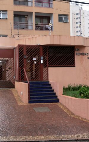 Apartamento à venda com 32m², 1 quarto e 1 vagaDETALHE PORTARIA