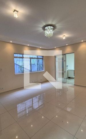 Casa à venda com 389m², 6 quartos e 8 vagas
