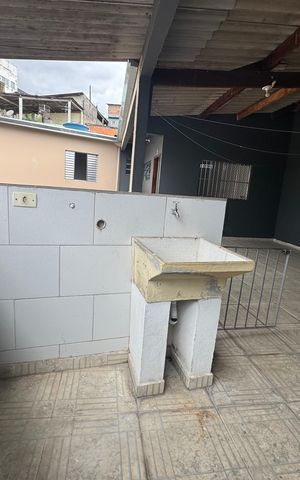 Casa para alugar com 80m², 2 quartos e sem vaga Casa para alugar com 80m², 2 quartos e sem vagaÁrea de Serviço