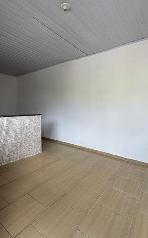 Casa para alugar com 80m², 2 quartos e sem vaga Casa para alugar com 80m², 2 quartos e sem vagaCozinha